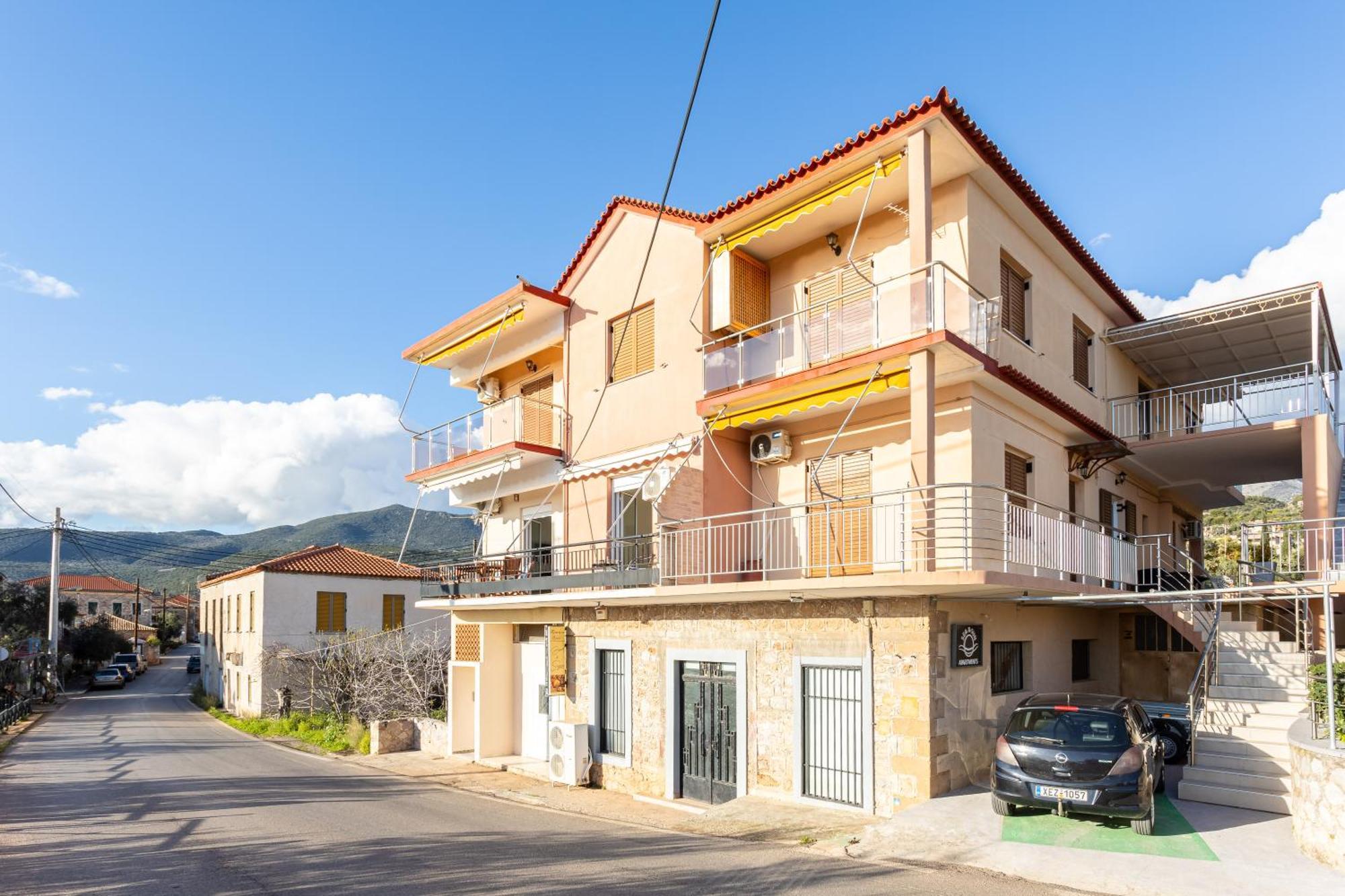 Sunset Serenity - Kardamili Seaside Getaway Exterior foto